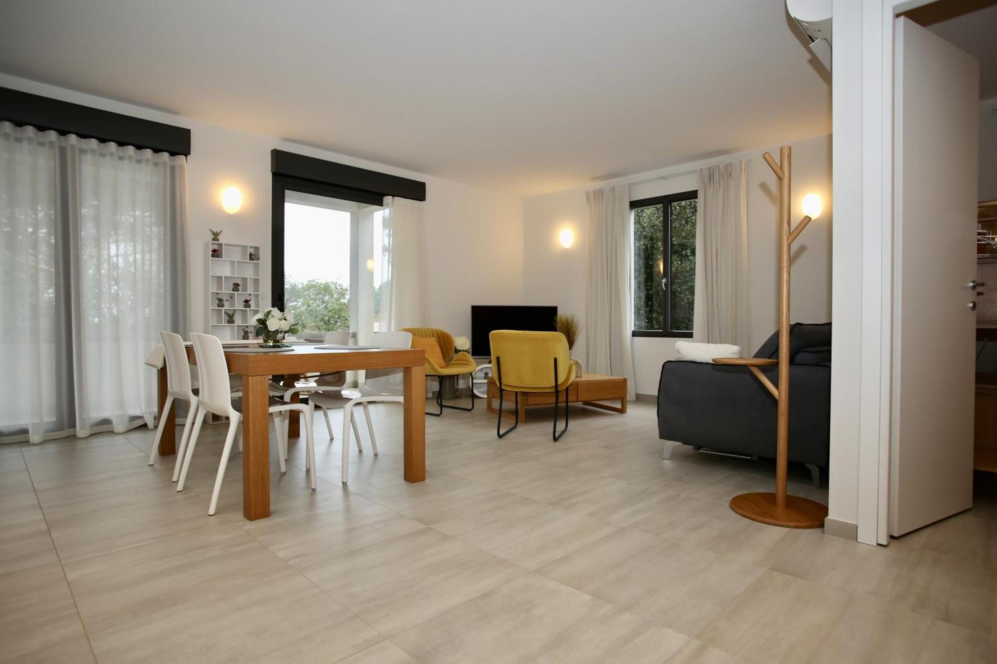 Eze Villa